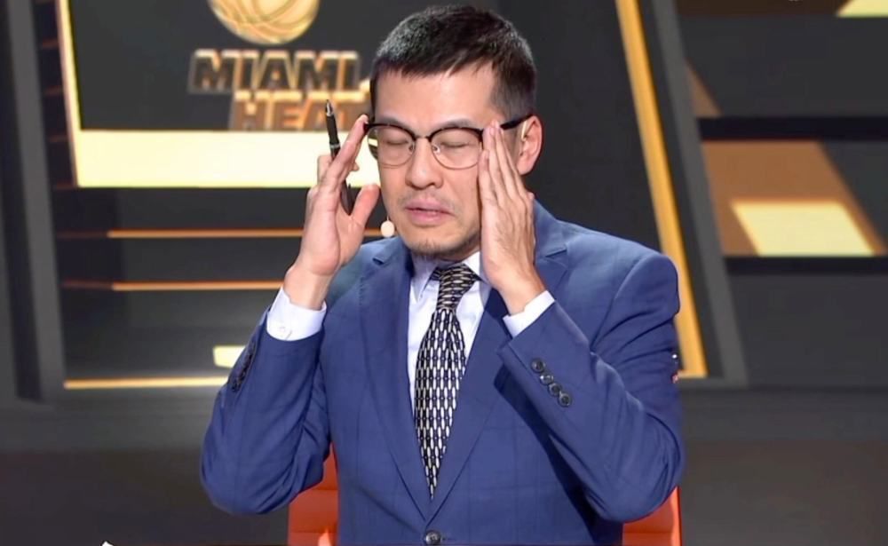 海滩厕偷窥免费视频