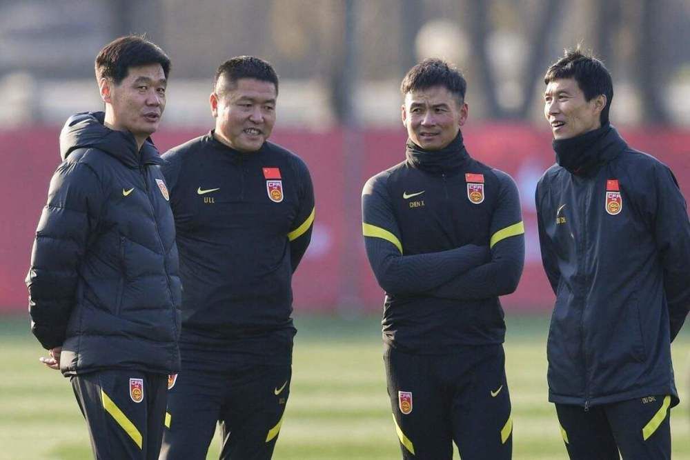 亚洲久久草
